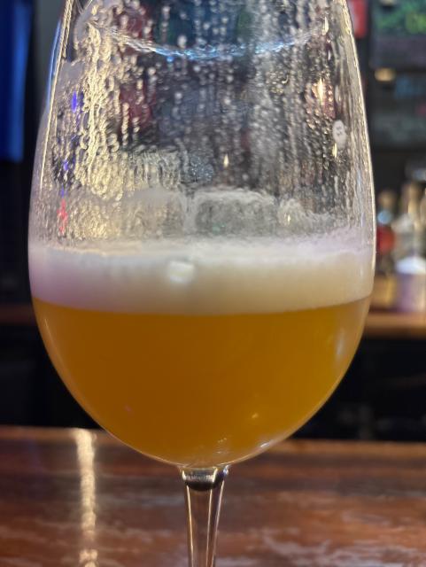 06/20, Cerveza DouGall's