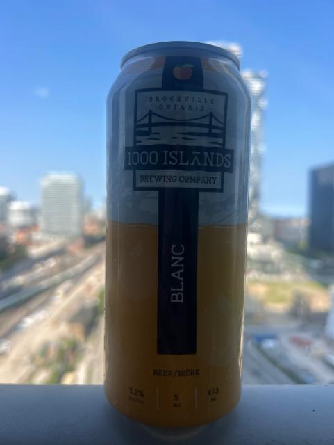 Blanc 5.2%, 1000 Islands Brewing Company, Canada