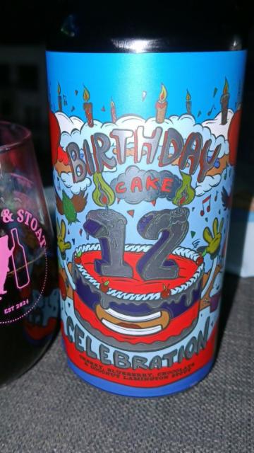 12th bithday cake celebration - cherry, Blueberry, choclate and coconut lamington stout, Amundsen Bryggeri