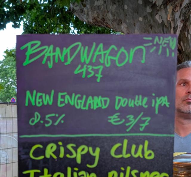 Bandwagon 437, Baxbier