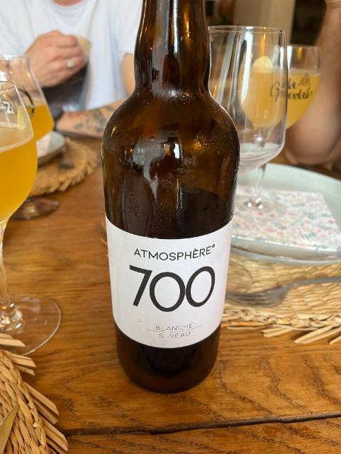 700 blanche sureau 4.0%, Brasserie Atmosphère, France