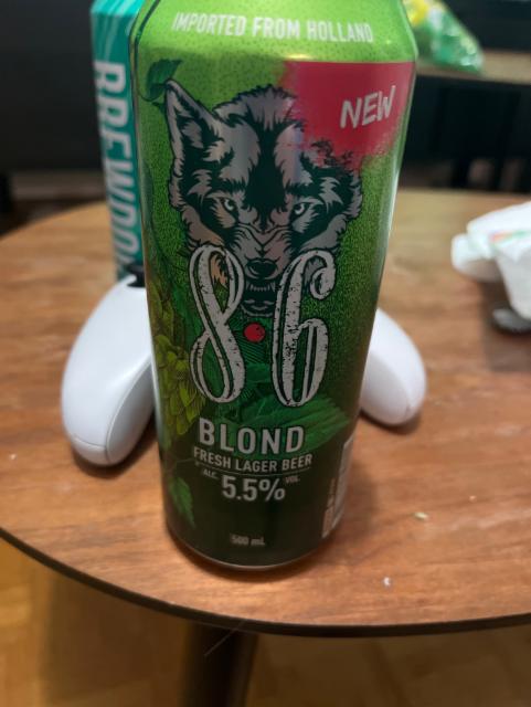 8.6 Fresh Lager Beer 5.5%, Bavaria Brouwerij (Swinkels Family Brewers), Netherlands