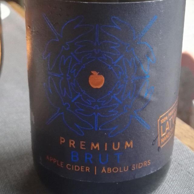 Premium Brut Apple Cider | Ābolu Sidrs 8.5%, Abavas Dārzi, Latvia