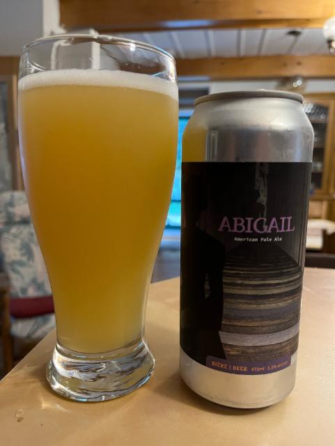 Abigail 5.2%, Brasserie Sir John Brewing Co., Canada