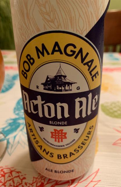 Acton Ale 5.0%, Bob magnale, Canada