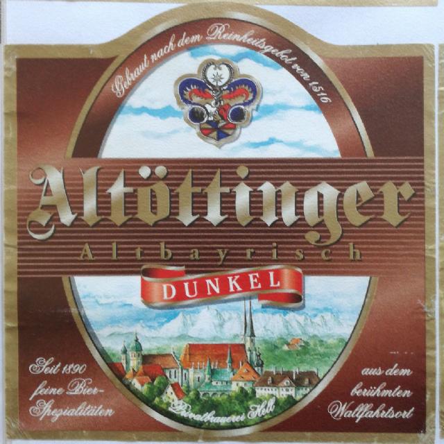 Altöttinger Altbayrisch Dunkel 4.9%, Altöttinger Hell-Bräu, Germany