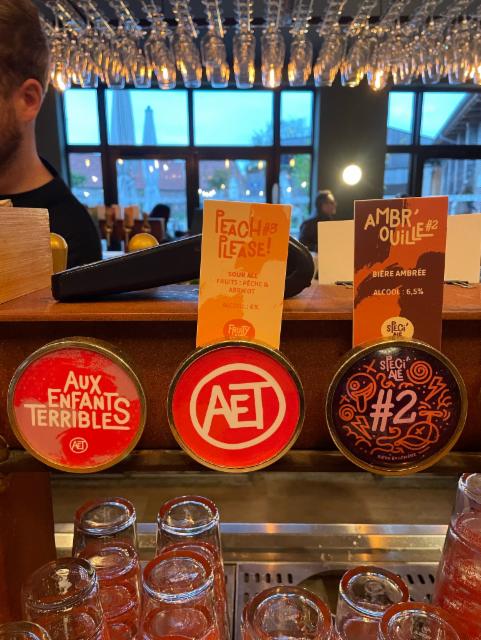 ambr'ouille 6.5%, Aux Enfants Terribles, France