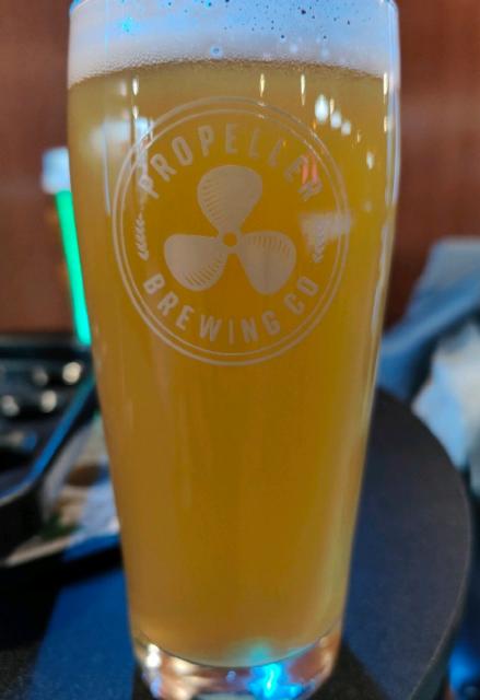 Anytime IPA 4.5%, Propeller Brewing Co., Canada