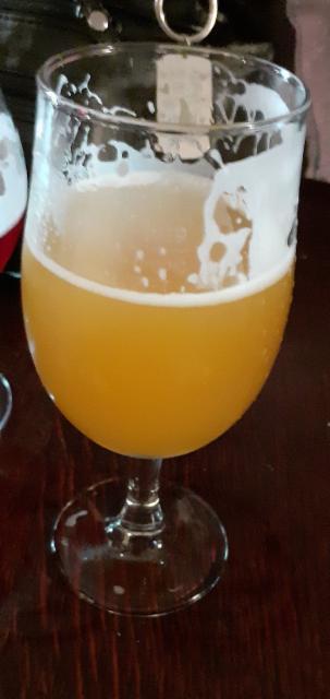 apricot pie 6.0%, Yonder Brewing, England