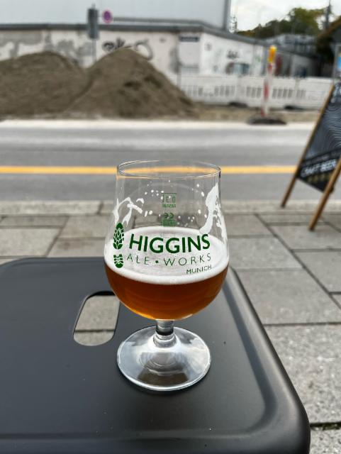 Apricot Saison 5.7%, Higgins Ale Works, Germany