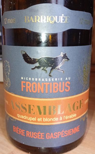 Assemblage serie barriquée 7.5%, Microbasserie au Frontibus, Canada