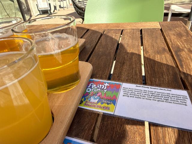 Aunt droney session ipa 4.3%, Tired Uncle Brewing Co., Finland