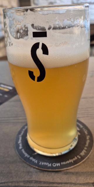 aurore 15°, Pivovar Raven