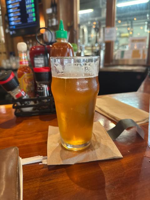 B a bit louder 8.3%, Black sheep, United States