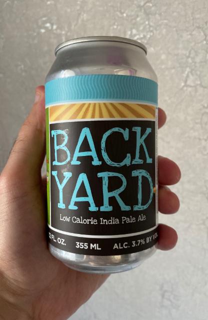 Backyard Low Calorie IPA 3.7%, Saugatuck Brewing Co., United States