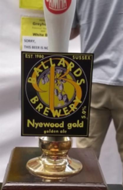 Ballards Nyewood Gold 5.0%, Greyhound Brewery, England