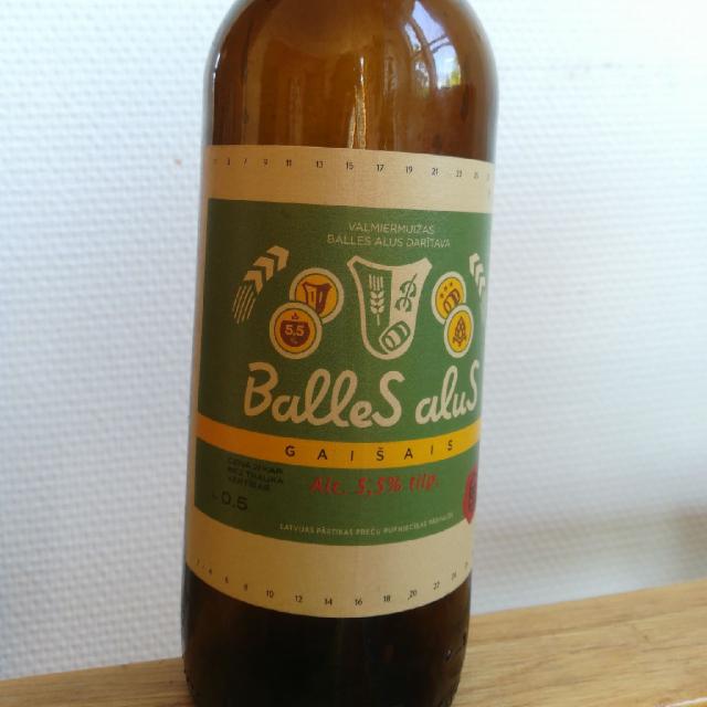 Balles Alus Gaišais 5.5%, Valmiermuižas Alus, Latvia
