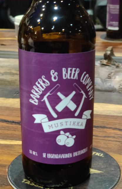 Barbers & Beer Company Mustikka 5.5%, Stadin Panimo, Finland