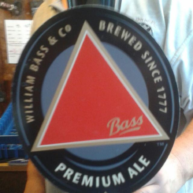 Bass Premium Ale 4.4%, Bass Brewers, England
