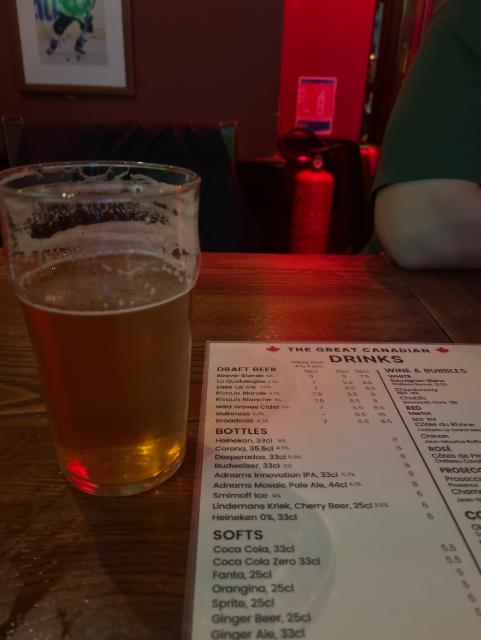 Beaver Blonde 5.0%, The Canadian Brewing Company, Canada