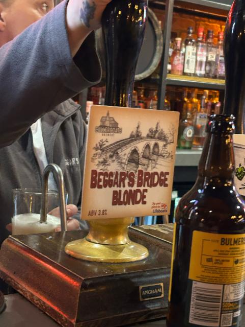 Beggars bridge blonde 3.8%, Beggars Brewery, United States