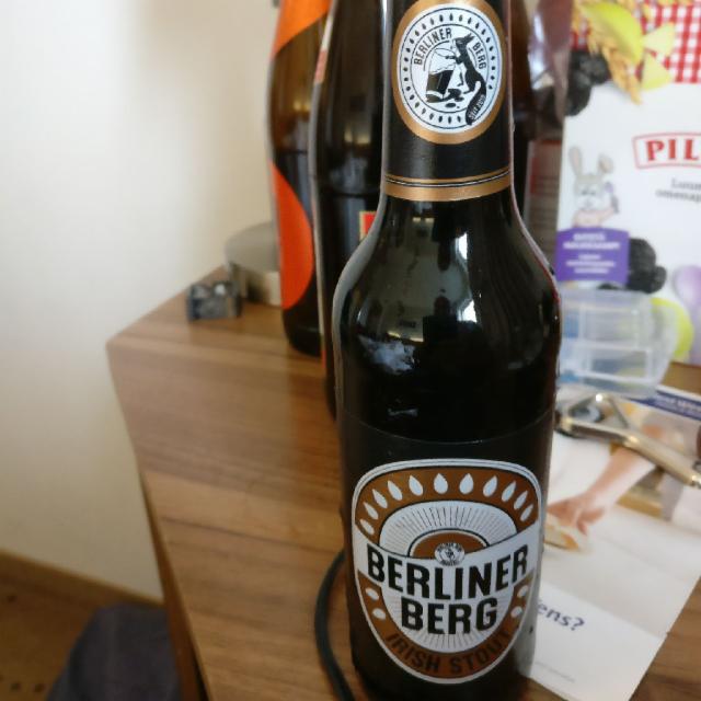 Berliner Berg Irish Stout 4.4%, Berliner Berg Brauerei, Germany
