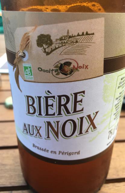 D'Un Terroir À L'Autre Bière Aux Noix, D'Un Terroir À L'Autre