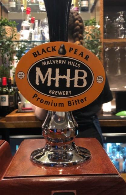 Black Pear Premium Bitter 4.4%, Malvern Hills Brewery, England