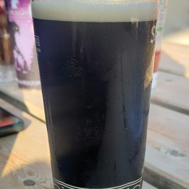 Black Stuff 4.5%, Dead Centre Brewing, Ireland