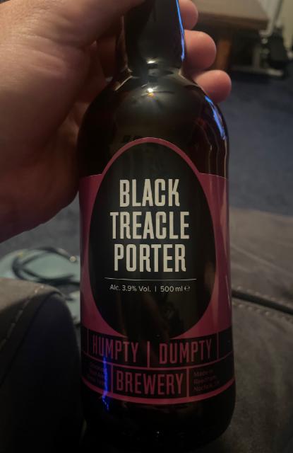 Black Treacle Porter 3.9%, Humpty Dumpty Brewery, England