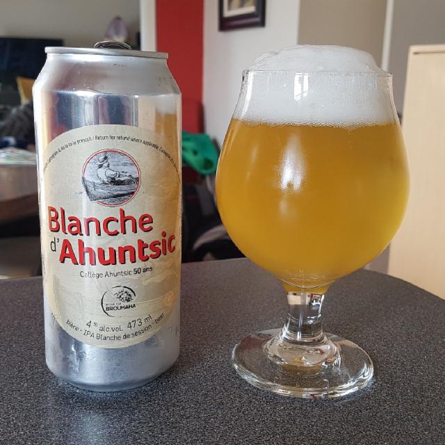 Blanche d'Ahuntsic 4.0%, Broue Pub Brouhaha, Canada