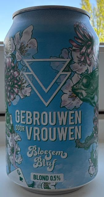 Bloesem bluf, gebrouwen & gebotteld