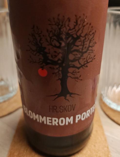 Blommerom Porter, Hr. Skov