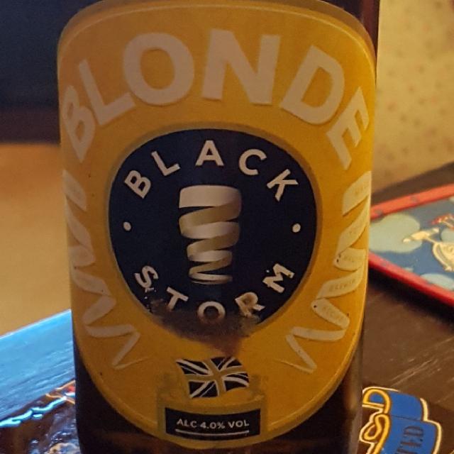 Black Storm Blonde 4.0%, Black Storm Brewery, England