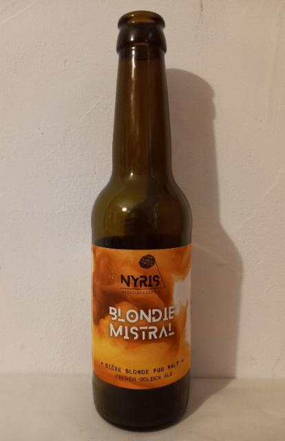 Blonde Mistral 4.9%, Nyris, France