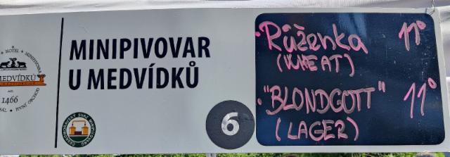 Blondgott, U Medvídků