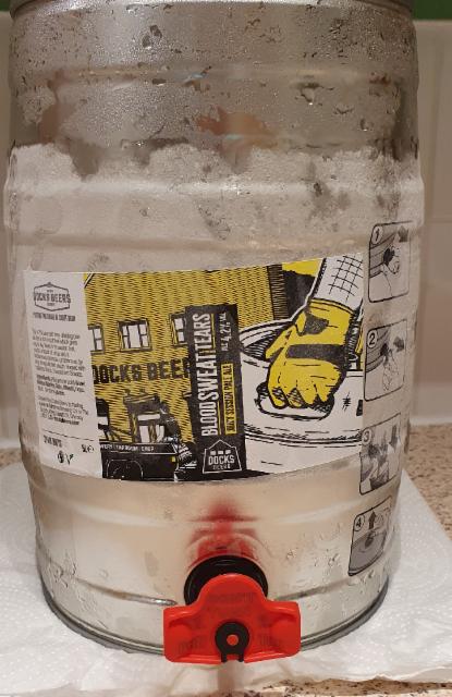 blood sweat and tears 4.2%, Docks Beers, England