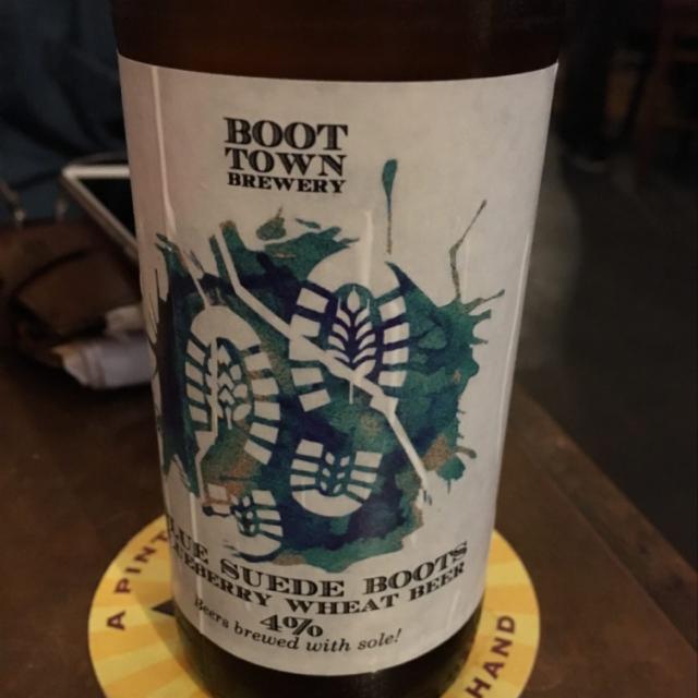 Blue Suede Boots 4.0%, Boot Town Brewery, England