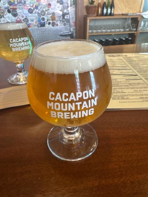 Both sides now 4.6%, Cacapon mountain brewing co, United States