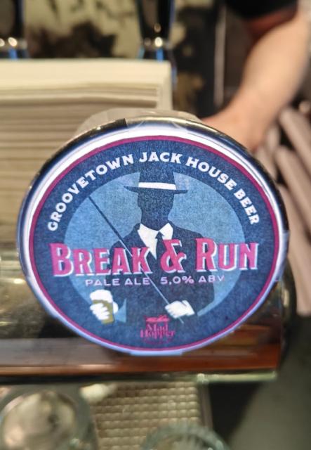 Break & Run 5.0%, Mad Hopper Brewing Co., Finland
