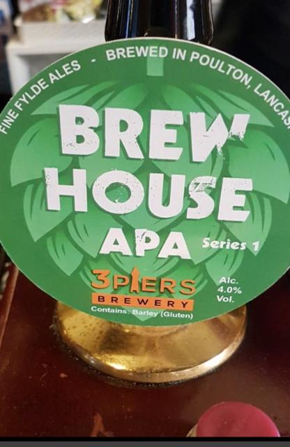 Brew House APA Series 1 4.0%, 3 Piers Brewery Limited, England