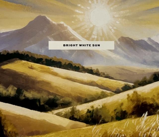 Bright White Sun 6.8%, Tree House Brewing Company, United States