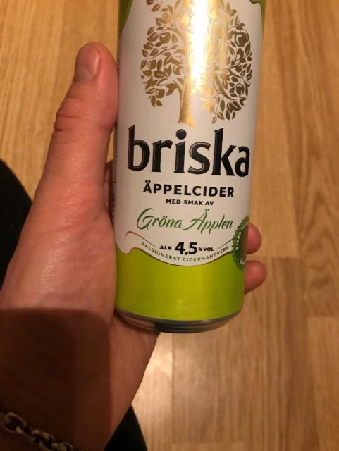 Briska äppelcider med smak av gröna äpplen 4.5%, Spendrups Bryggeri, Sweden