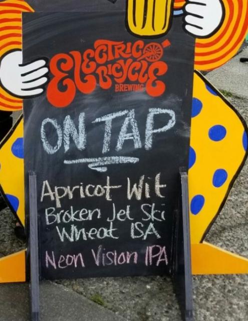 Broken Jet Ski 4.2%, Electric Bicycle Brewing, Canada