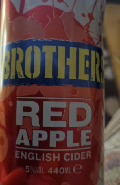 Brothers Red Apple 5.0%, Brothers Cider, England