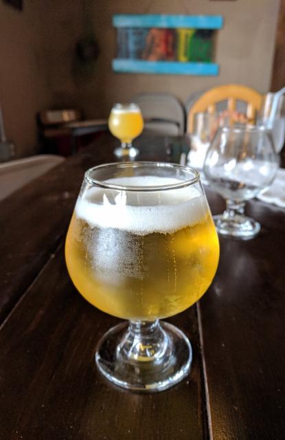 Back Forty Brut IPA 8.0%, Back Forty Beer Company, United States