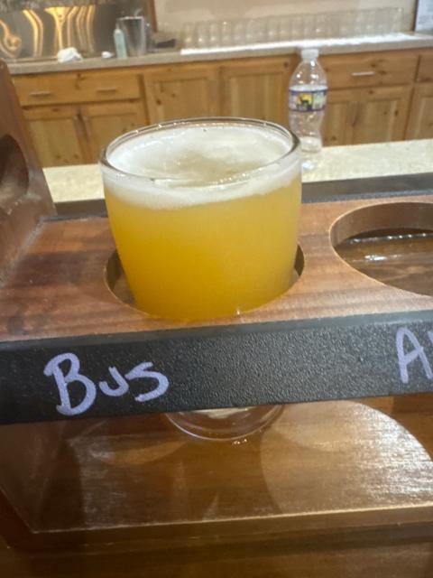 Bus beer 6.0%, Wheathered ground, United States