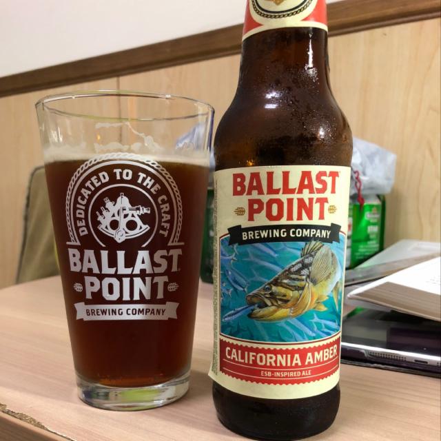 California Amber 5.5%, Ballast Point Brewing Company, United States