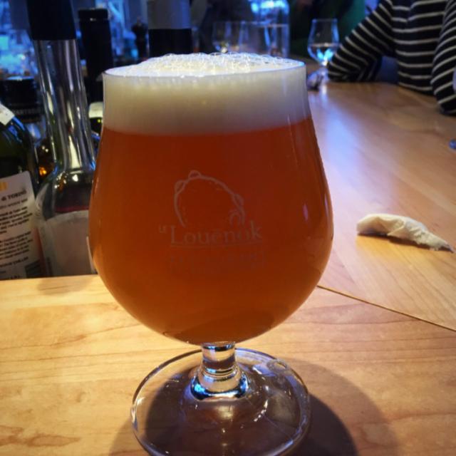 Ceci n'est pas une tondeuse 7.4%, Les Grands Bois, Canada