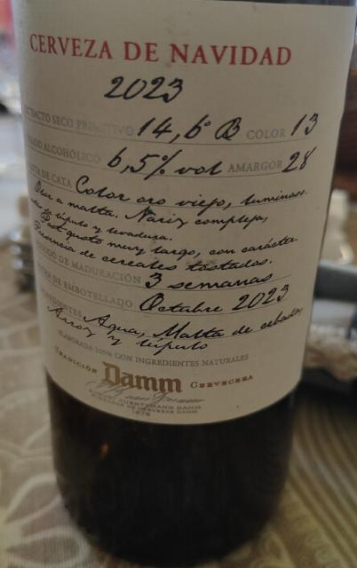 cerveza de navidad 2023 6.5%, Damm, Spain